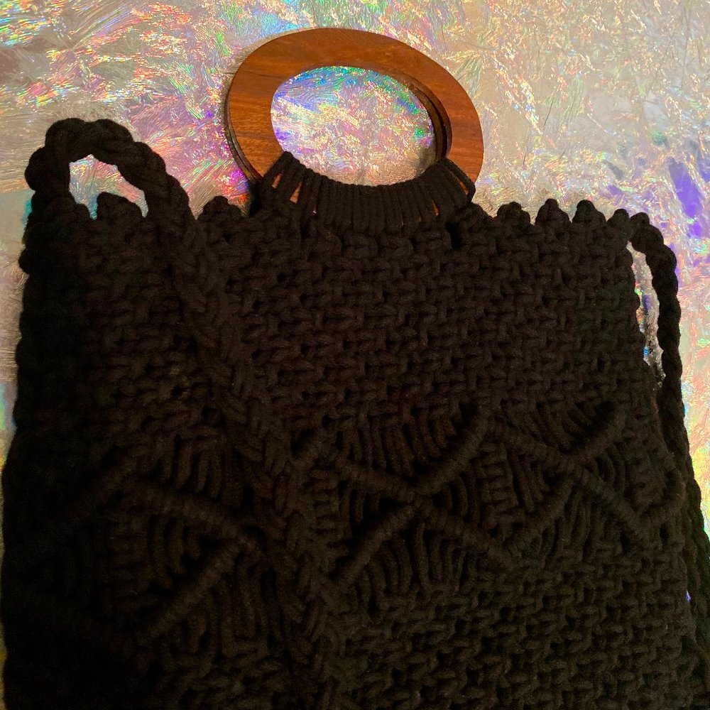 Danielle Nicole Macrame Handbag. New - image 3